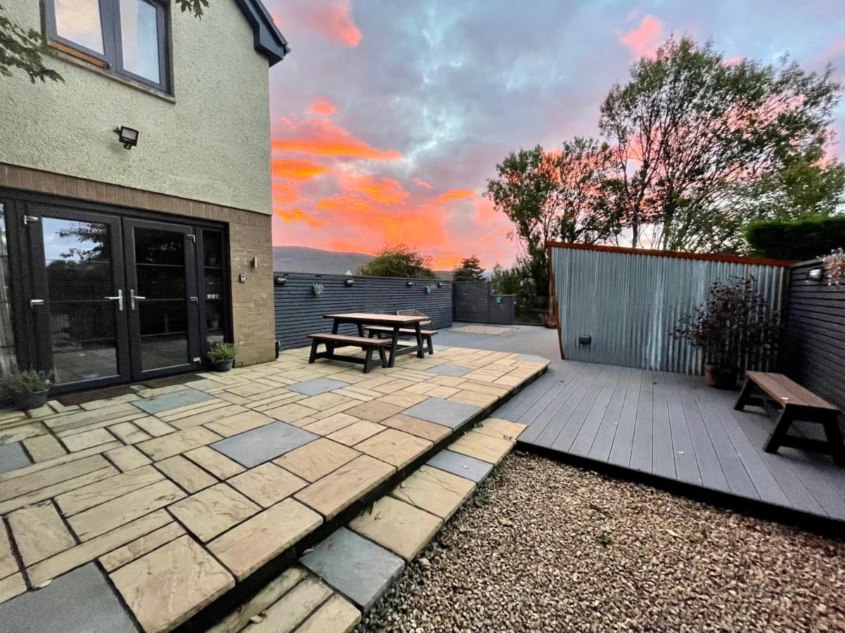 Stylish, Central Studio With Kitchen & Large Deck Fort William Exteriér fotografie